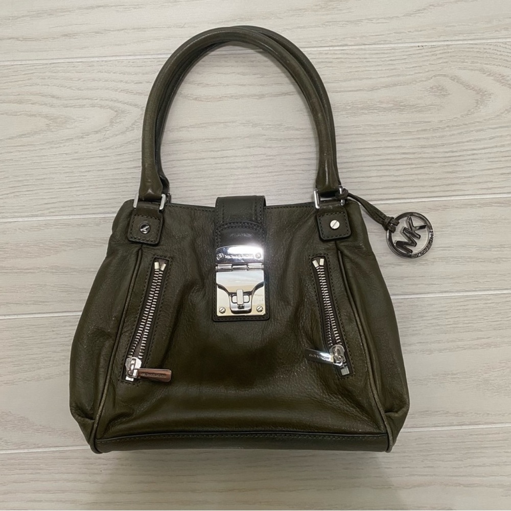 Michael Kors Olive Green Leather Handbag / Shoulder Bag with Dust Cover